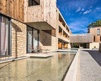 Sowell Hotels Du Golf - Mallemort