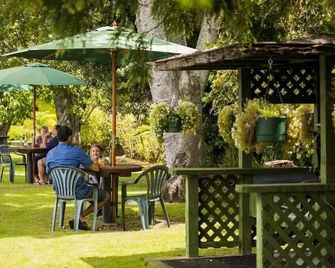 Travellers Inn Motel - Гісборн - Патіо