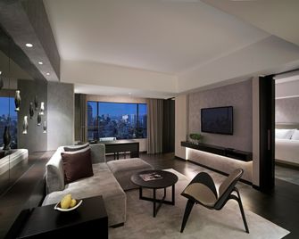 New World Makati Hotel - Makati - Wohnzimmer