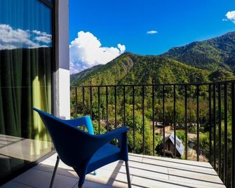 Emerald Borjomi Hotel - Borjomi - Balcony