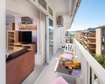 Comfortable and cozy apartment steps away from the beach in Port d'Alcúdia - Puerto de Alcudia - Balcón