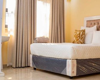 Home Away From Home - Kadoma