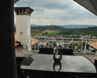 Luxury vacation apartment in villa near Radolfzell large terrace with panoramic view - رادولفزيل - شرفة