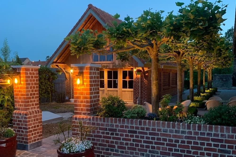 B&B De Rentmeesterhoeve - Reningelst - Binnenhof