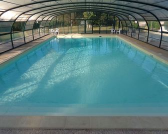 Les Hameaux de Miel 3p4p - Beynat - Piscine