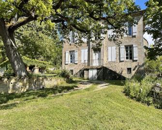 Charming house with private pool away from all commotion - Tonneins - Bâtiment