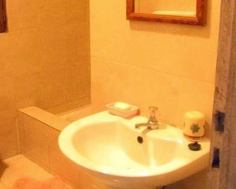 Residencial Brigada - Santo Antonio - Baño
