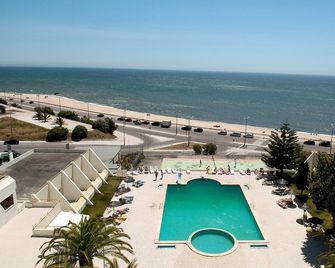 Hotel Atlantida Sol - Figueira da Foz - Piscina