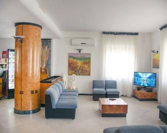 Hotel Pineta - Vico del Gargano