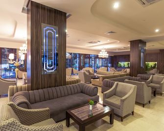 Club Hotel Turan Prince World - Kizilagaç - Ingresso