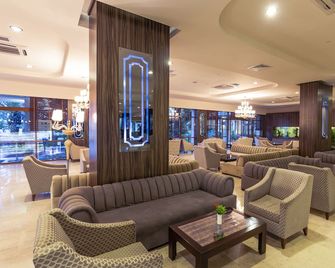 Club Hotel Turan Prince World - Kizilagaç - Lobby