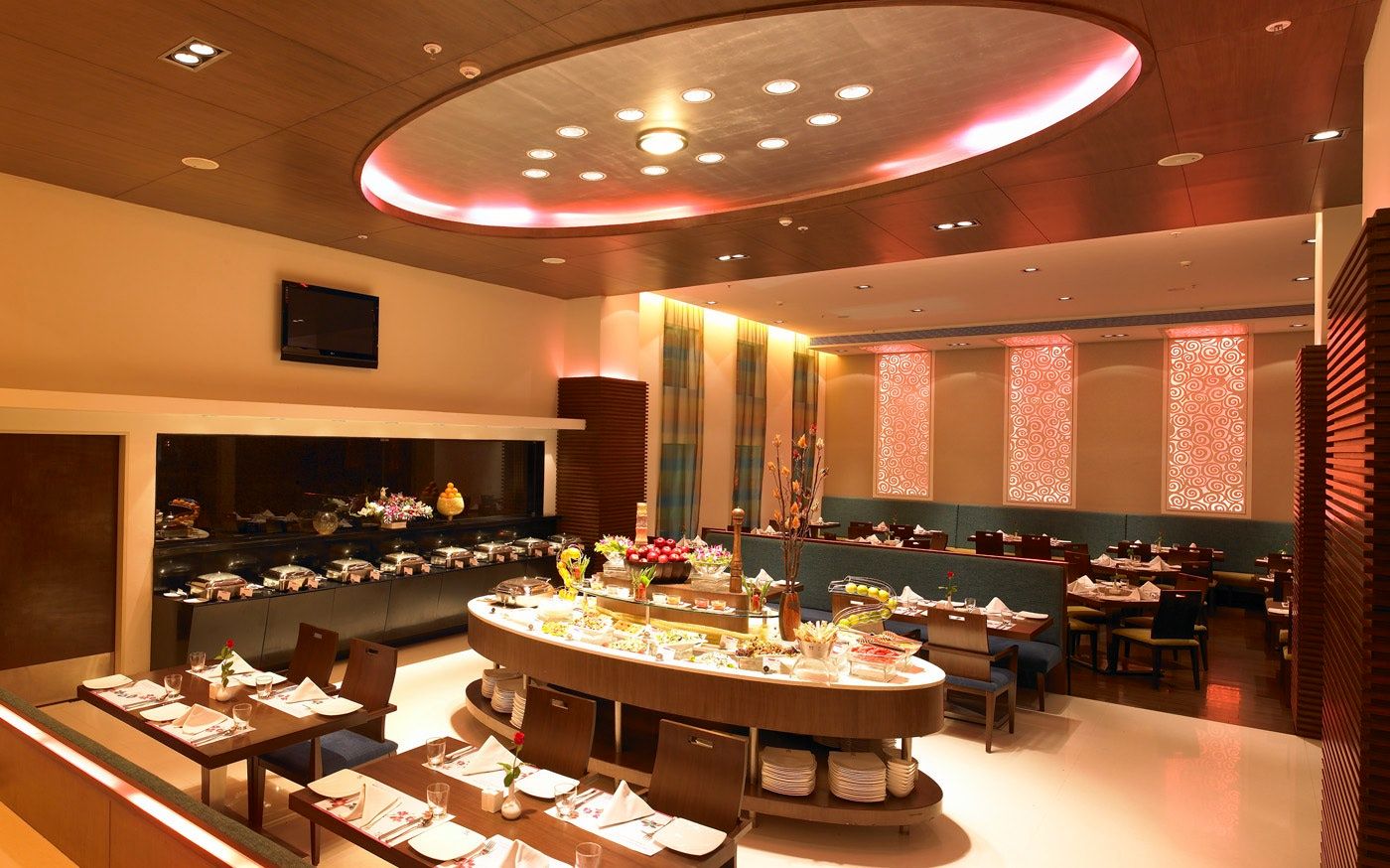 Royal Orchid Central, Pune - פון - מסעדה