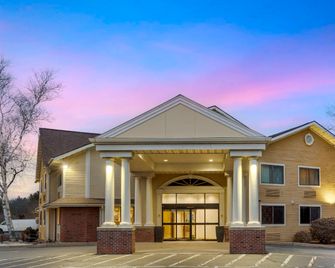 Best Western The Inn at Sharon/Foxboro - Sharon - Gebäude