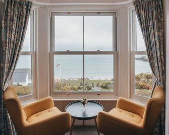 The Bay Hotel - Falmouth - Living room