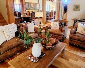 Cabin Oasis near Park city - Coalville - Sala de estar