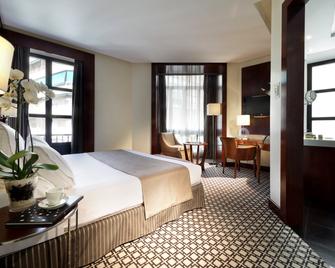 ايروستارز غران فيا - غرناطة - غرفة نوم