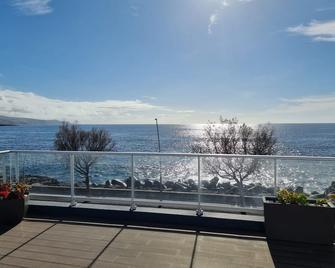 Bay House - Seascape Apartment - Ponta Delgada - Balcony