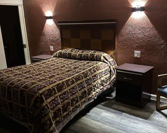 Deluxe Inn Of Roswell - Roswell - Kamar Tidur