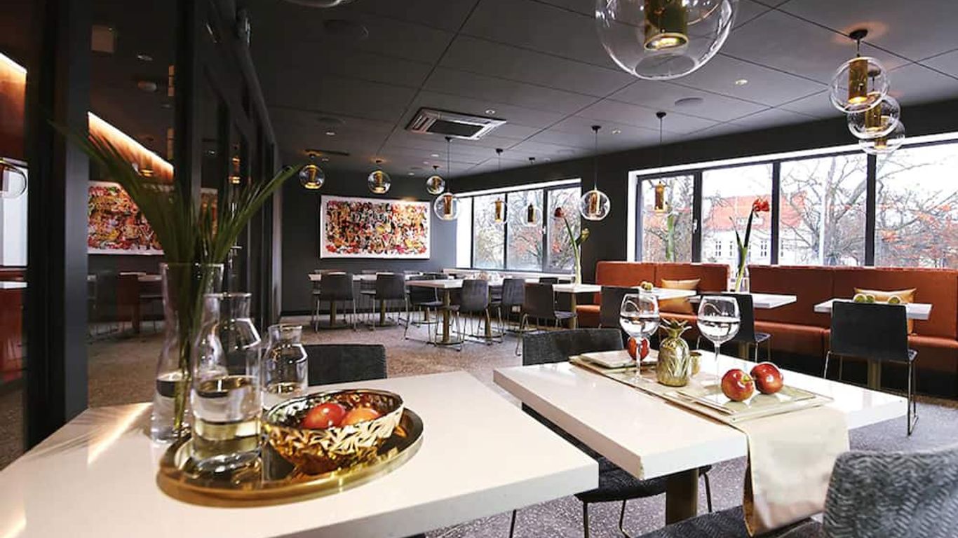 Hotel Zoo by Afrykarium Wroclaw