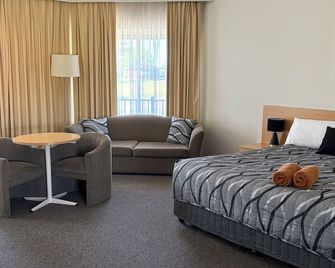Golden Guitar Motor Inn - Tamworth