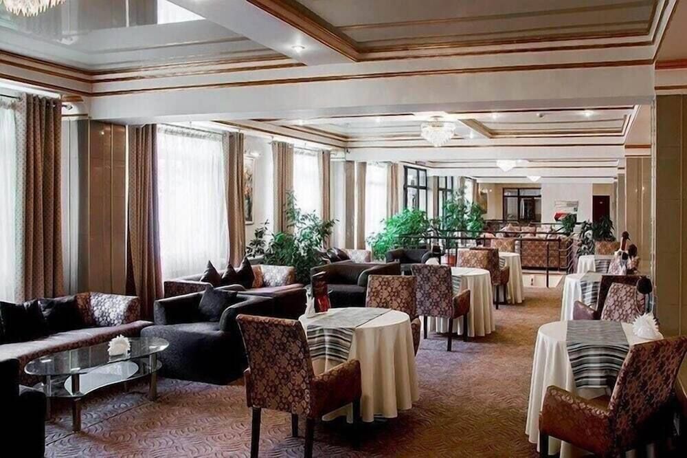 فندق أستانا الدولي