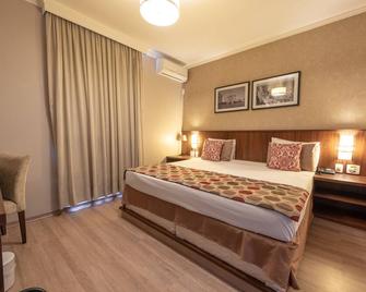 Class Hotel Varginha - Varginha - Bedroom