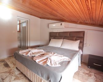Ciftlik Hotel - Cesme - Bedroom