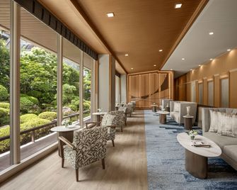 ANA Crowne Plaza Kochi by IHG - Kochi - Lounge