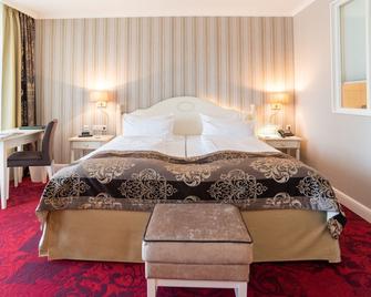 Romantik Hotel Bösehof - Geestland - Schlafzimmer