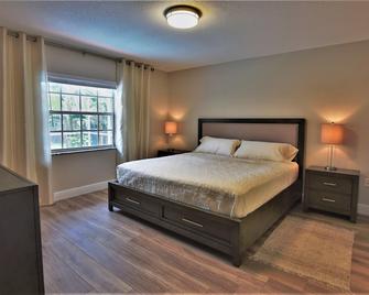 Bernice 3bd2bth With Heated Pool Near Siesta Key! - Sarasota - Habitación