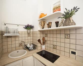 Exquisite Modern two floor apartment. - Siracusa - Kitchen