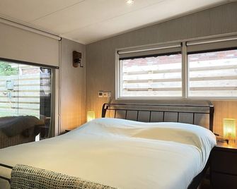 De Groninger Zeeuw by Droomvilla - Bellingwolde - Camera da letto