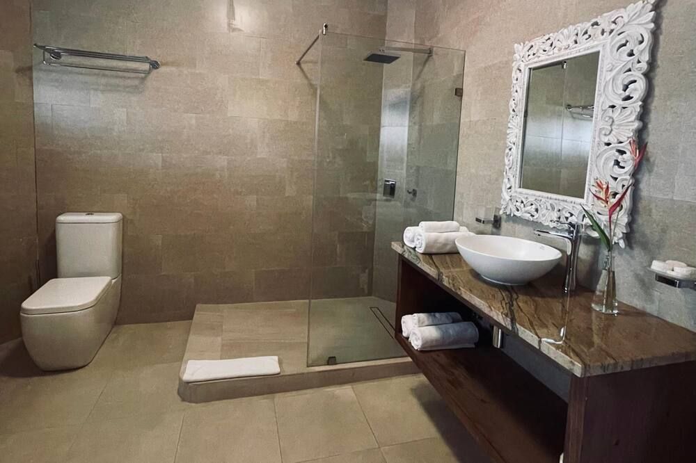 Sun Properties and Resort Hotel - Beau Vallon - Bagno