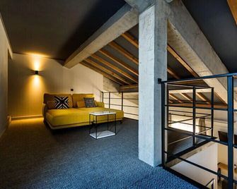 Chateau Copsa Complex - Karlovo