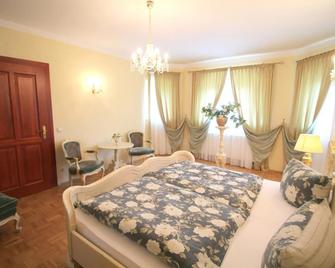Hotel-Appartement-Villa Ulenburg - Dresden - Bedroom