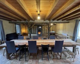 Gîte avec piscine intérieur, Le Repère de Choiseau - Challain-la-Potherie - Comedor