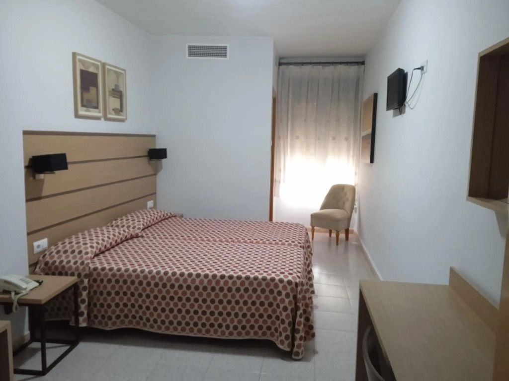 Hotel Royal - רונדה - חדר שינה