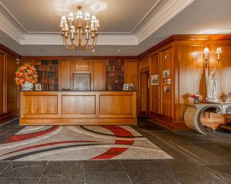 Peaceful Retreat in Inverness: Elegant Room Amidst Lush Historical Gardens - Nairn - Receptie
