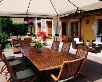 Posada El Corcal de Liébana - Potes - Binnenhof