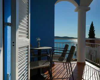 Hotel Belvedere - Sukošan - Balkon