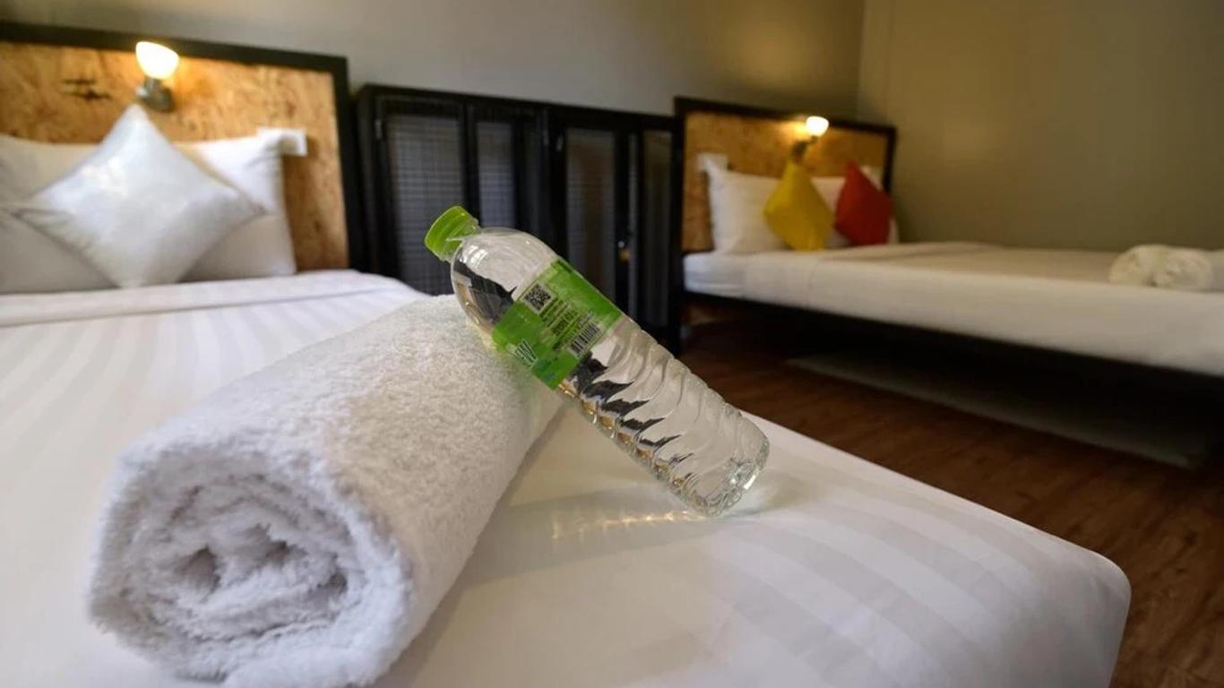 Ok Chic Phuket Hostel