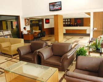 Hotel Deepa Comforts - Mangalore - Lobby