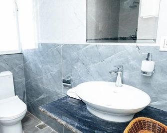 Srk Service Apartment And Hotel - Katmandu - Łazienka