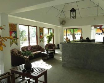 Trinco Rest House - Trincomalee - Recepce