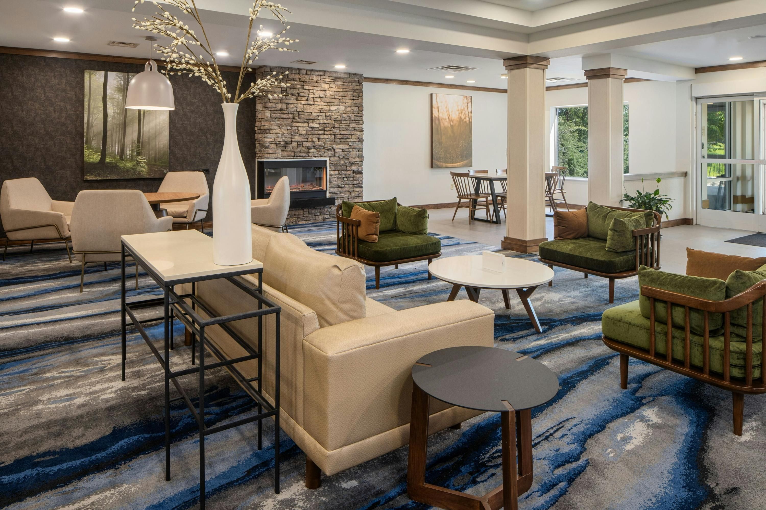 Fairfield Inn & Suites by Marriott Ruston - Ruston - Area lounge