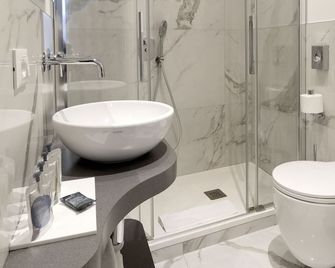 Alle Guglie Boutique Hotel - Venice - Bathroom