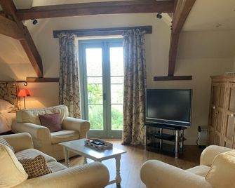 Park Farm Barn - Corsham - Huiskamer
