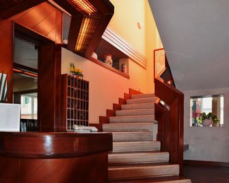 Hotel Graziella - בלאריה איג'אה מרינה - מדרגות