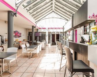 Logis Hôtel Les Cimes - Argelès-Gazost - Bar