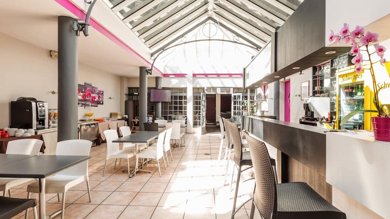 Logis Hôtel Les Cimes